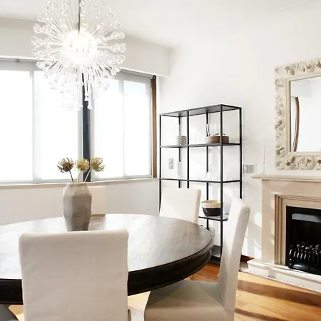 Parque Nações - Fil Pool * Lisboa